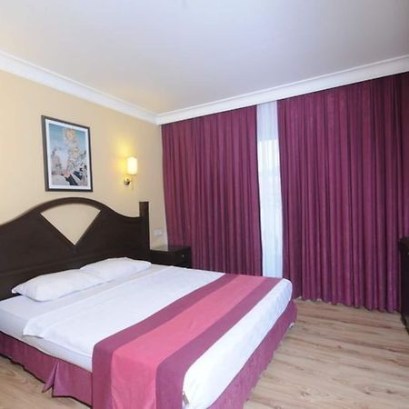 Voxx In Family Club Hotel Мармарис Екстериор снимка